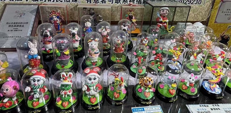 穆緒建面塑作品。人民網(wǎng) 白宛松攝